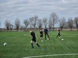 Training S.K.N.W.K. JO15-1 van zaterdag 17 februari 2024 (10/92)